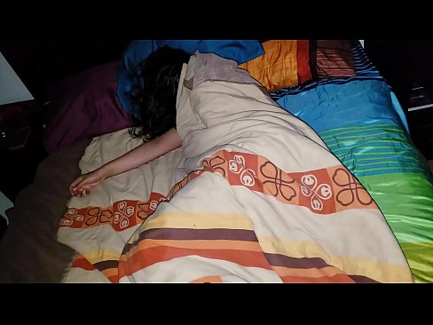 ❤️ सौतेनी आमा सुतेको बेला आफ्नी जवान सौतेनी आमालाई पिट्दै। ☑ ne.pornpk.ru मा ❌️
